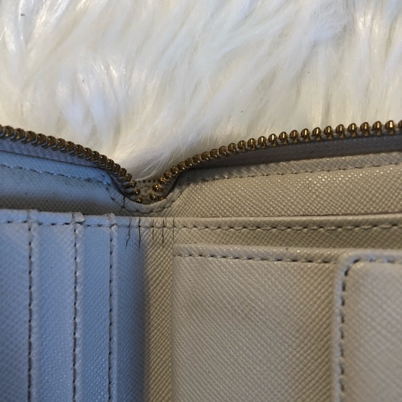 Michael Kors white logo wallet - Picture 5 of 7